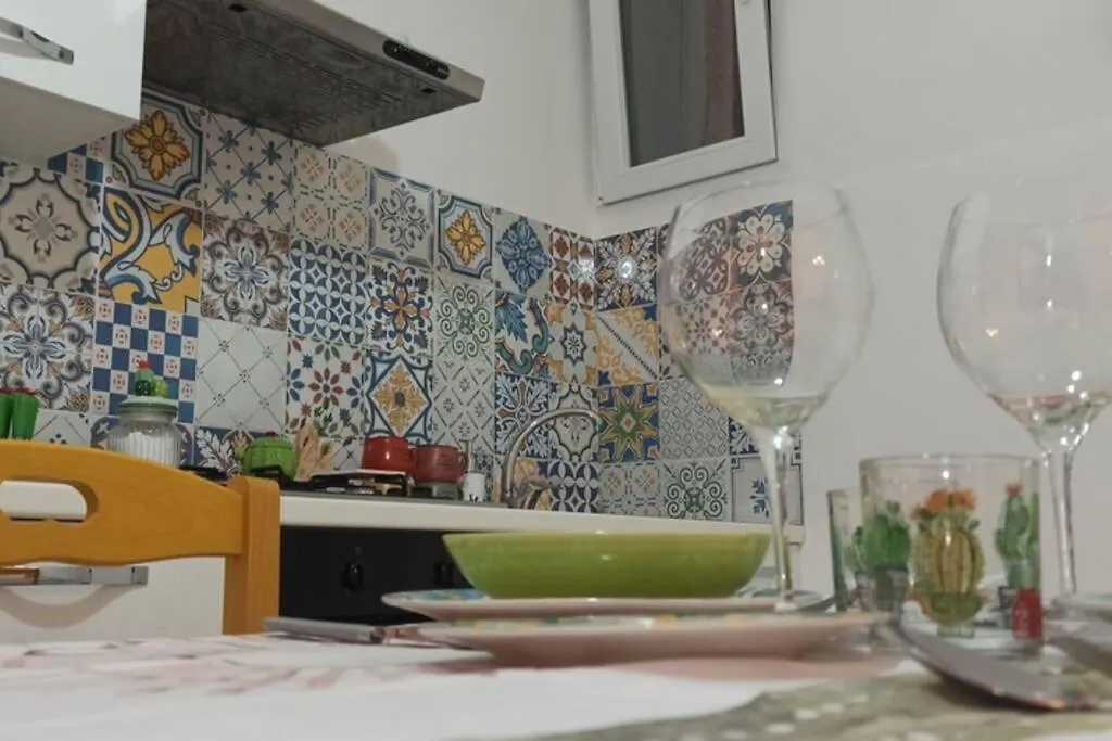 Casa Annita, Casa Vacanza In Stile Sicilia, In Pieno Centro A Pachino 0*,  İtalya