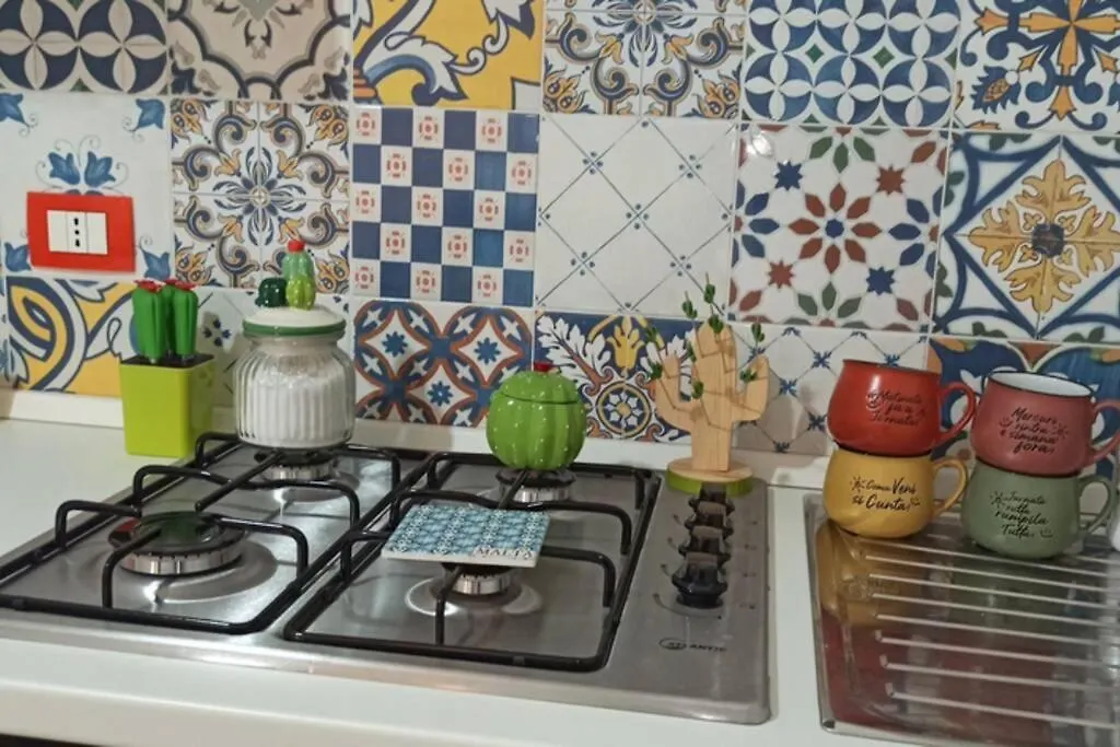Casa Annita, Casa Vacanza In Stile Sicilia, In Pieno Centro A Pachino Daire