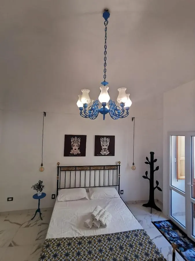Casa Annita, Casa Vacanza In Stile Sicilia, In Pieno Centro A Pachino Daire