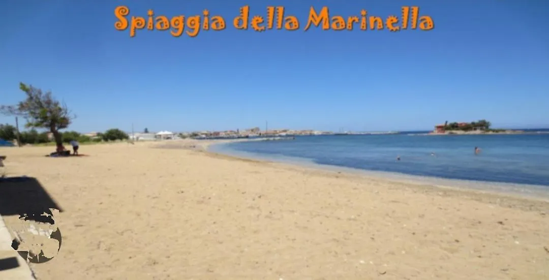 Casa Annita, Casa Vacanza In Stile Sicilia, In Pieno Centro A Pachino Lägenhet